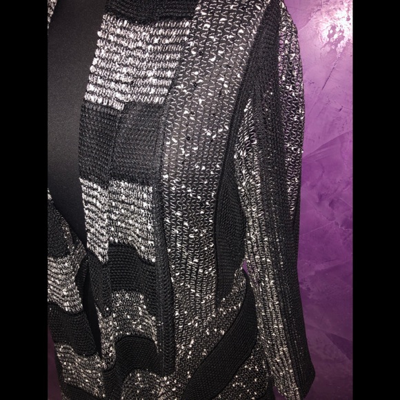 Beautiful sheer layering sweater w/slight sequence - Picture 4 of 4